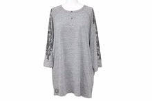 Load image into Gallery viewer, Chrome Hearts クロムハーツ Tシャツ ラングレー 7部丈 2212-304-1040 ポリエステル コットン レイヨン グレー L 美品 50238