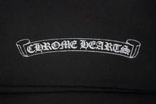 Load image into Gallery viewer, CHROME HEARTS クロムハーツ クッションカバー 枕カバー 装飾 筒型 インテリア ポリエステル ブラック 美品 50431