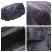 Load image into Gallery viewer, CHROME HEARTS クロムハーツ ポーチ コスメティックケース クロスパッチ スクロールラベル・ダガー ブラック 良品 中古 50450