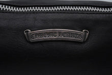 Load image into Gallery viewer, CHROME HEARTS クロムハーツ ポーチ シリンダーケース コスメケース 丸型 レザー ブラック シルバー金具 メンズ 美品 中古 50452