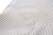 Load image into Gallery viewer, HERMES エルメス ロング カーディガン ベージュ シルク 光沢 トップス アウター ニット サイズME 美品 中古 50554