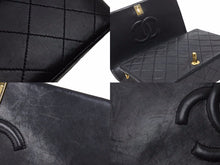 Load image into Gallery viewer, シャネル CHANEL マトラッセ 23cm フルフラップ ターンロック 1番台 ショルダーバッグ ラムスキン ブラック美品 中古 50597