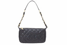 Load image into Gallery viewer, CHANEL シャネル 月見型 ポーチ ワンショルダー キャビアスキン 7番台 美品 中古 50607