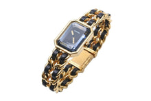 Load image into Gallery viewer, CHANEL シャネル プルミエール 腕時計 GP ゴールド ブラック チェーン クォーツ サイズM 美品 中古 50620