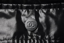 Load image into Gallery viewer, 極美品 CHANEL シャネル メッシュ ナイロン パーカー ブラック ココボタン P43471W05101 サイズ34 中古 50622
