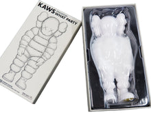 Load image into Gallery viewer, 新品未使用 MEDICOM TOY メディコムトイ 人形 フィギュア KAWS カウズ What Party open edition ホワイト WHITE 50814