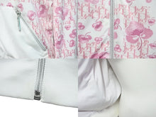 Load image into Gallery viewer, ChristianDior クリスチャンディオール ブルゾン トロッター柄 ポケット ナイロン エラスタン ホワイト ピンク 美品 中古 50836