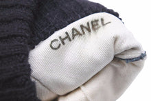 Load image into Gallery viewer, CHANEL vintage シャネル ヴィンテージ フェイクファー 手袋 未使用 中古 50853