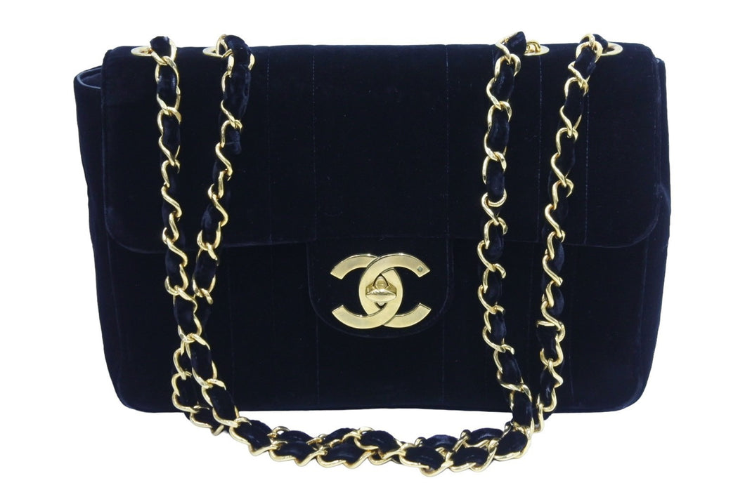 CHANEL シャネル マドモアゼル チェーン ショルダーバッグ 2番台 ロゴ ブラック 鞄 ココマーク 黒 斜め掛け 良好 中古 51007