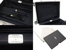 Load image into Gallery viewer, FENDI RIMOWA フェンディ リモア スーツケース ズッカ柄 33L 4輪 7VV133 972.90.00.4 シルバー金具 美品 中古 51022