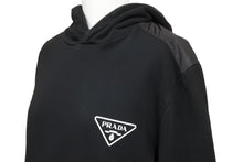 Load image into Gallery viewer, PRADA プラダ スウェット RN98339 メンズ ロゴ ブラック コットン ナイロン サイズM 美品 中古 51048