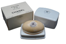 Load image into Gallery viewer, 新品未使用品 CHANEL シャネル 固形石鹸 N.19 ETUI VOYAGE ケース付き 150g ギフト フランス製 アイボリー ブラック 150g 51060
