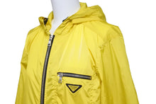 Load image into Gallery viewer, PRADA プラダ ナイロンジャケット 2008SS 三角ロゴプレート ACS1 2008 1252 イタリア製 ナイロン イエロー XS 美品 中古 51068