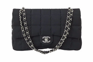 CHANEL シャネル マトラッセ チョコバー ショルダーバッグ 7番台 ココマーク ナイロン ブラック シルバー金具 美品 中古 51078