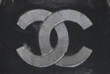 Load image into Gallery viewer, CHANEL シャネル ココマーク ミニボストンバッグ ハンドバッグ 9番台 サテン ファー ブラック シルバー金具 美品 中古 51079