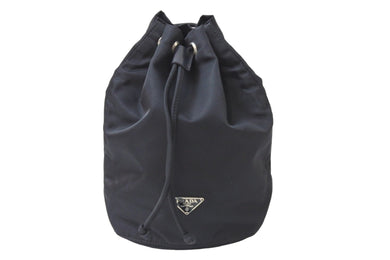 PRADA プラダ 巾着ポーチ ミニバッグ トライアングルロゴ イタリア製 ナイロン ブラック シルバー金具 美品 中古 51094