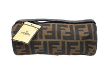Load image into Gallery viewer, FENDI フェンディ ハンドポーチ ミニポーチ ズッカ柄 イタリア製 レザー キャンバス ブラウン ゴールド金具 美品 中古 51142