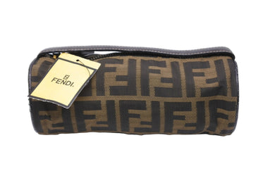 FENDI フェンディ ハンドポーチ ミニポーチ ズッカ柄 イタリア製 レザー キャンバス ブラウン ゴールド金具 美品 中古 51142