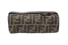 Load image into Gallery viewer, FENDI フェンディ ハンドポーチ ミニポーチ ズッカ柄 イタリア製 レザー キャンバス ブラウン ゴールド金具 美品 中古 51142