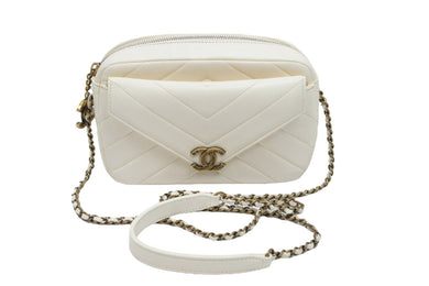 CHANEL シャネル ショルダーバッグ チェーンショルダー ココマーク 22番台 ホワイト ゴールド金具 良品 中古 51145