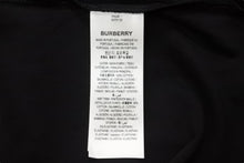 画像をギャラリービューアに読み込む, 極美品 BURBERRY バーバリー ロゴ プリント半袖Ｔシャツ ブラック 黒 ホワイト 白 トップス コットン 8070132 XL 中古 51148 