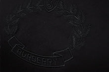 Load image into Gallery viewer, 極美品 BURBERRY バーバリー 半袖Ｔシャツ 8065536 エンブロイダリーロゴ コットン ブラック サイズXL 中古 51157
