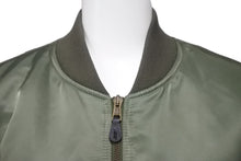 Load image into Gallery viewer, BALENCIAGA バレンシアガ ショート丈 MA-1 ボンバージャケット 460590 TTD03 カーキ レディース ナイロン サイズ46 美品 中古 51193