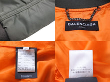 Load image into Gallery viewer, BALENCIAGA バレンシアガ ショート丈 MA-1 ボンバージャケット 460590 TTD03 カーキ レディース ナイロン サイズ46 美品 中古 51193