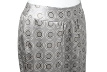 Load image into Gallery viewer, CHANEL シャネル マーメイドフレアスカート ボトムス 総柄 膝丈 38 01A COCO ウール シルク グレー レディース 良品 中古 51228