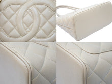Load image into Gallery viewer, CHANEL シャネル 復刻トート 8番台 ハンドバッグ ココマーク キャビアスキン ベージュ シルバー金具 美品 中古 51230