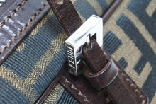 Load image into Gallery viewer, FENDI フェンディ ハンドバッグ ミニボストンバッグ ズッカ柄 8BL006 キャンバス レザー ブラウン シルバー金具 美品 中古 51362