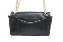 Load image into Gallery viewer, CHANEL シャネル ココマーク ターンロック 25cm パンチング ショルダー バッグ バイカラー 美品 中古 51370