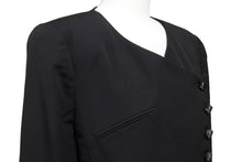 Load image into Gallery viewer, CHANEL シャネル テーラードジャケット P15640V08543 フランス製 ウール シルク ブラック サイズ36 美品 中古 51440