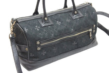 Load image into Gallery viewer, 新品同様 CHROME HEARTS クロムハーツ ハンドバッグ ダガー ミニボストン ショルダーストラップ付き レザー ブラック 中古 51448