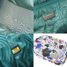 Load image into Gallery viewer, CHANEL シャネル ボストンバッグ パリ ニューヨーク 10番台 ココマーク ラムスキン アイボリー シルバー金具 中古 51498