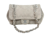 Load image into Gallery viewer, CHANEL シャネル マトラッセ ワイルドステッチチェーンショルダー 16番台 ベージュ シルバー金具 中古 51559