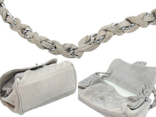 Load image into Gallery viewer, CHANEL シャネル マトラッセ ワイルドステッチチェーンショルダー 16番台 ベージュ シルバー金具 中古 51559