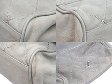 Load image into Gallery viewer, CHANEL シャネル マトラッセ ワイルドステッチチェーンショルダー 16番台 ベージュ シルバー金具 中古 51559