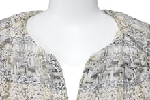 Load image into Gallery viewer, CHANEL シャネル ジャケット レディース P57900V43835 ホワイト グレー ツイード サイズ36 ゴールド金具 美品 中古 51652