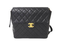 Load image into Gallery viewer, CHANEL シャネル マトラッセ リュックサック ミニバックパック ココマーク ラムスキン ブラック ゴールド金具 美品 中古 51678
