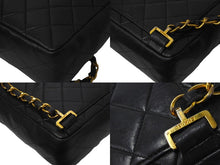 Load image into Gallery viewer, CHANEL シャネル マトラッセ リュックサック ミニバックパック ココマーク ラムスキン ブラック ゴールド金具 美品 中古 51678