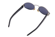 Load image into Gallery viewer, GIANFRANCO FERRE vintage ジャンフランコフェレ ヴィンテージ サングラス ブラック シルバー 90s GFF 335S 中古 51738