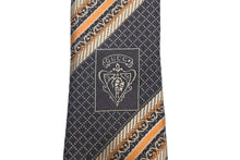 Load image into Gallery viewer, GUCCI グッチ ネクタイ トムフォード期 ストライプ ロゴ 総柄 紳士 服飾小物 シルク オレンジ ブラウン ベージュ 美品 中古 51804