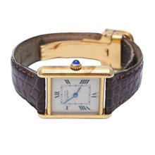Load image into Gallery viewer, CARTIER カルティエ ヴィンテージ 80s 時計 マストタンクM クォーツ ホワイト文字盤 ゴールド ブラウン 925 美品 中古 51877