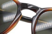 Load image into Gallery viewer, GUCCI グッチ サングラス GG1130/S ロゴ ブラウン ゴールド サイズ51□21 ゴールド金具 美品 中古 51931