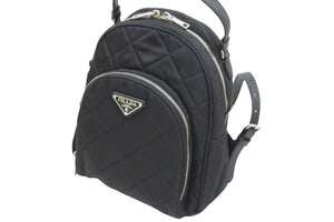 PRADA プラダ リュック デイパック バックパック 1BZ066 ブラック TESSUTO IMPUNTU シルバー金具 美品 中古 51966