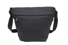 Load image into Gallery viewer, BALENCIAGA バレンシアガ ナイロンショルダーバッグ 斜めがけ 620258 1000 V 527505 ブラック レッド ホワイト 美品 中古 51973