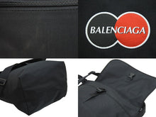 Load image into Gallery viewer, BALENCIAGA バレンシアガ ナイロンショルダーバッグ 斜めがけ 620258 1000 V 527505 ブラック レッド ホワイト 美品 中古 51973