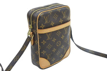 Load image into Gallery viewer, LOUIS VUITTON ルイヴィトン ダヌーブ ショルダーバッグ M45266 PVCコーティングキャンバス ブラウン ゴールド 美品 中古 51992