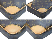 Load image into Gallery viewer, LOUIS VUITTON ルイヴィトン ダヌーブ ショルダーバッグ M45266 PVCコーティングキャンバス ブラウン ゴールド 美品 中古 51992
